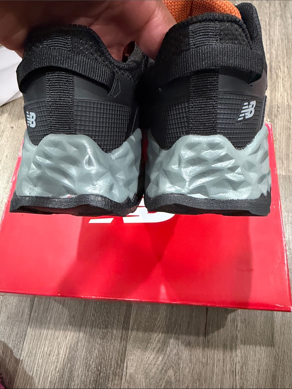 Work sneakers - Picture 8 of 9